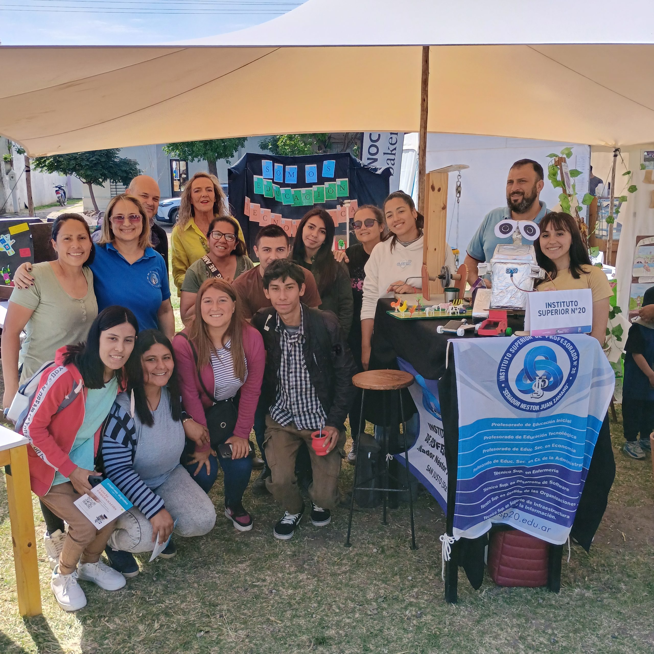 Participación de nuestros estudiantes en la Fiesta de la Innovación Educativa y Tecnológica